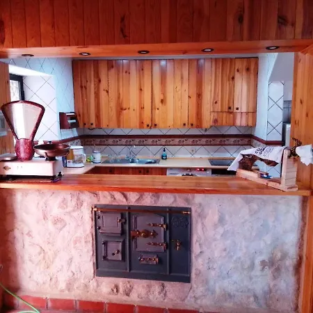Old Dance House Holiday home Castro de Fuentiduena