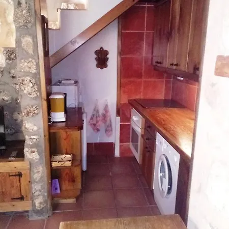 Old Dance House Holiday home Castro de Fuentiduena